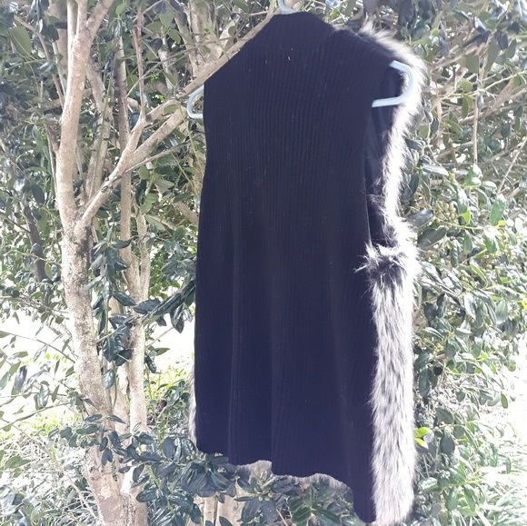 FURRY SILVER GRAY &  BLACK VEST, L - Picture 3 of 8